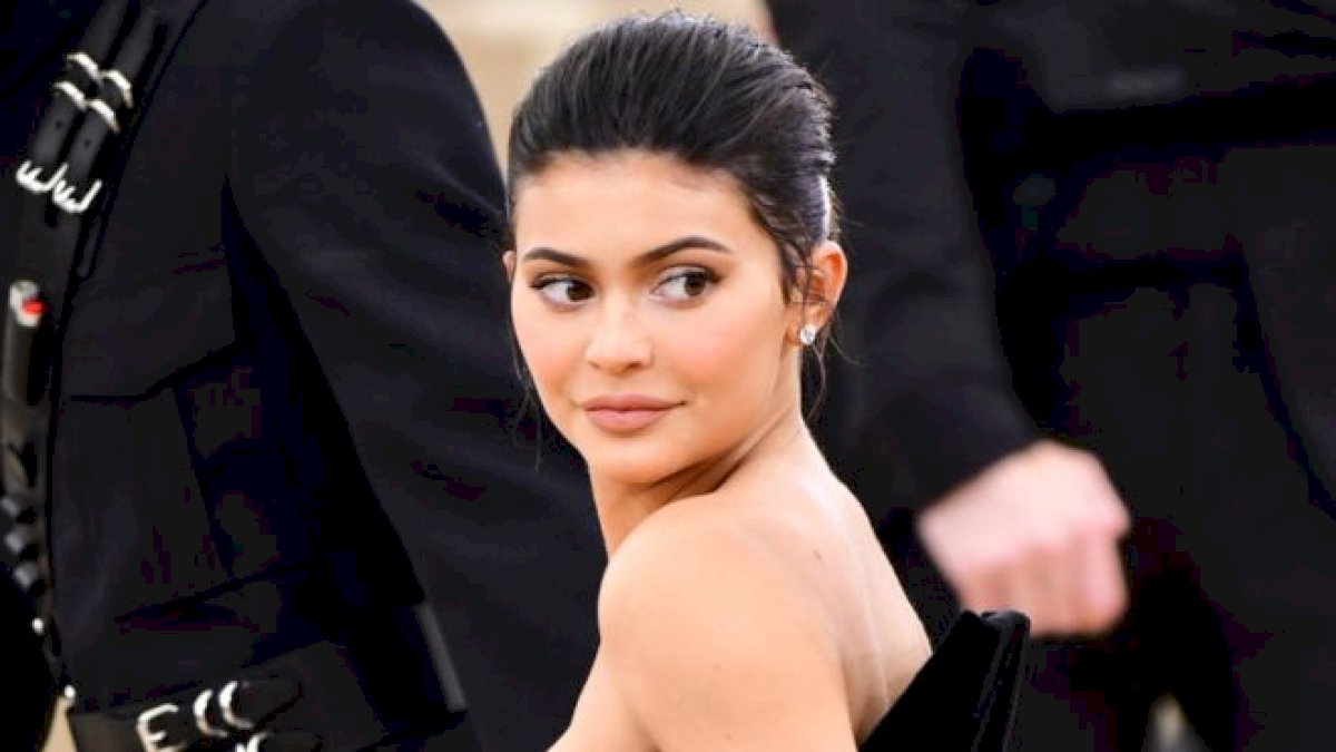 Kylie Jenner Menjadi Orang Terkaya Termuda di Dunia