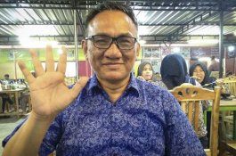 Andi Arief Bicara Soal Sosok Wanita yang Ditemani di Hotel