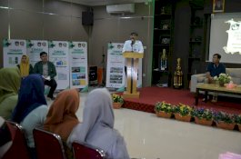 Fakultas Farmasi UMI Lepas 52 Mahasiswa KKN-Profesi 