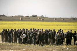 400 Pejuang ISIS Ditangkap Saat Kabur dari Kantong Terakhir di Suriah