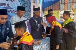 Hadiri Wisuda Santri, Husler Ingatkan Pentingnya Membaca Alquran
