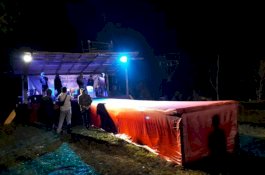 Malam-malam, Polisi Bongkar Panggung Pemilihan Duta Pariwisata Waria di Toraja Utara