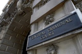 Seorang Ibu Dipenjara 11 Tahun Karena Sunat Putrinya yang Berusia 3 Tahun