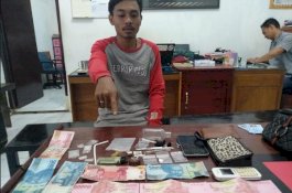 Sambil Jualan Bakso, Daeng Situru Juga Jual Sabu-sabu