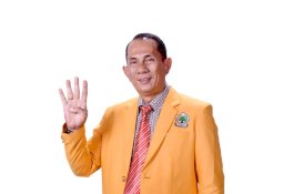 Datangi Warga Door to Door, Irwan Muin Kantongi Data Pemilihnya Lewat Aplikasi Ini