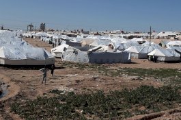 Wanita ISIS di Kamp Mencoba Serang Rekannya yang Dianggap Kafir