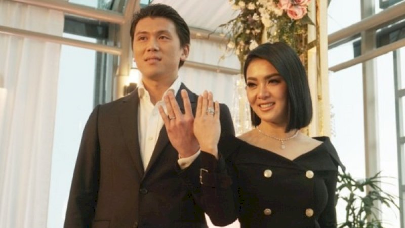 Reino Barack dan Syahrini. (Foto: Iqbal Firdaus/Kumparan.com)