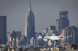 Mesin United Airlines Mati, Ada Ledakan dan Bola Api