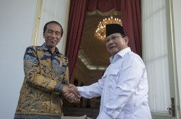 Jokowi Selisih 14,6% dari Prabowo, BPN: Tanda Kekalahan Petahana