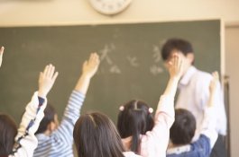 Pejabat China Desak Semua Sekolah Ajarkan Pendidikan Kematian