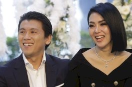 Fantastis, Syahrini Dihadiahi Perhiasan Berlian Seharga Rp 44 Miliar