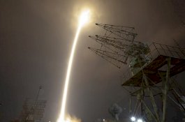 Astronot Rusia dan Amerika Berhasil Meluncur ke ISS Dengan Roket Soyuz