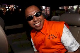 Isi Surat Terbuka Romahurmuziy: Maaf Atas Kesedihan Ini, Titip Cium untuk Anak Kita