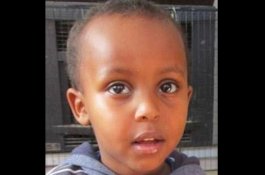 Kakak dan Ayah Pura-pura Mati, Mucad Malah Berlari ke Arah Peluru