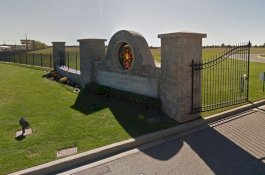 Trauma Setelah Jatuh ke Dalam Kuburan, Wanita Ini Gugat Pemakaman