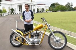 Jokowi Jual Motor Chooper hingga Gitar untuk Dana Kampanye