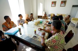 Terima Tim Penilai, Sekda Palopo Kenalkan Telur Libido