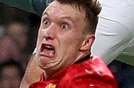 Phil Jones Bicara soal Wajahnya yang Kerap Jadi Meme