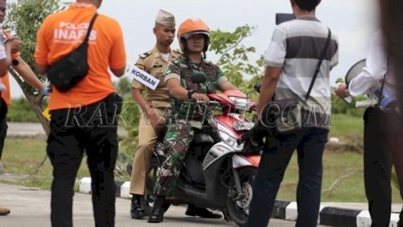 Rekonstruksi kasus kematian Aldama di kampus ATKP Makassar, Senin (18/3/2019). (Foto: Arfa Ramlan/Rakyatku.com)