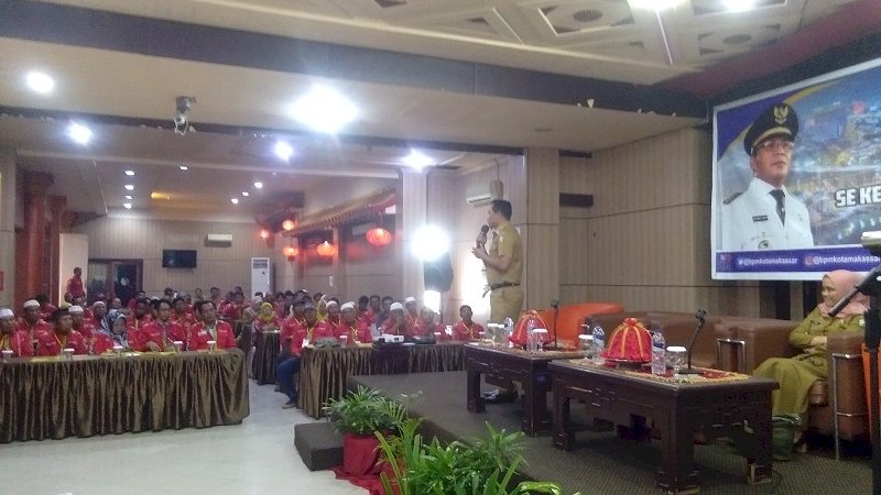 Pemkot Makassar Latih RT/RW se-Kecamatan Wajo dan Sangkarrang