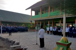 Kakan Kemenag Sidrap Buka UAMBN-BK di MTsN 2