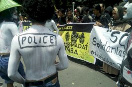 Minta Kapolres Bulukumba Dicopot, 