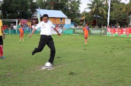 Buka Turnamen Mangkoso Cup U-13, Bupati Barru Harap Lahir Ramang Baru
