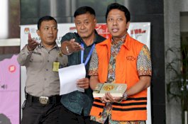 Namanya Diseret Romy Soal Jual Beli Jabatan, Khofifah Bilang Begini