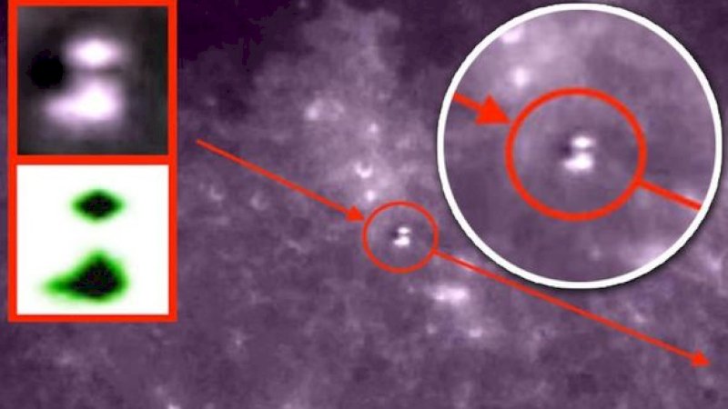 Penganut Teori Konspirasi Bagikan Rekaman 2 'UFO' di Sekitar Bulan