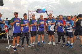 Navy Runners Lantamal VI Makassar Meramaikan Air Force Run di Lanud Hasanuddin