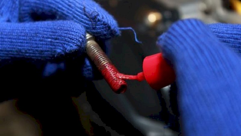 Wah, Cat Kuku Ternyata Bisa Cegah Karat di Motor, Begini Caranya