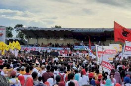 Jokowi Kampanye di Jawa Timur, Hasto: Kami Yakin Menang Tebal di Jember