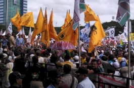 Bendera Golkar di Kampanye Prabowo, Cara untuk 'Usik' Dukungan Beringin ke Jokowi