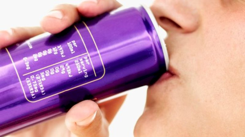 Minum Minuman Energi 6 Kali Sehari, Lidah Pria Ini Terkikis