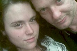 Usai Threesome, Pria Cekik Saingannya, Mayatnya Dibuang di Tempat Sampah