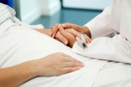 Surat Yasin Bisa Ringankan Beban Orang Sakaratul Maut, Benarkah?