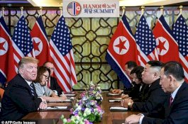 Trump Selipkan Catatan, 