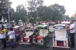 Jokowi Akan Diantar Puluhan Becak dari Rujab Gubernur Menuju Karebosi