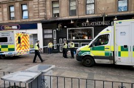 Suporter Celtic vs Rangers Bentrok, Tiga Orang Ditikam