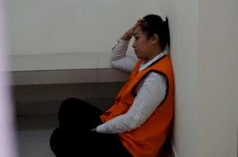 Divonis 3 Tahun, Janda yang Mengaku Perawan Ini Sesenggukan dalam Sel