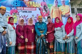 Peringati Hari Kebudayaan, Pegawai Dinkes Makassar Kompak Berbusana Adat 