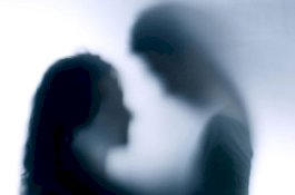 Istrinya Sering Ditiduri, Pria Ini Bacok Temannya saat Naik Motor