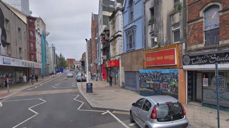 Salah satu jalan yang menjadi lokasi prostitusi jalanan di Swansea, Inggris. (FOTO: MIRROR)