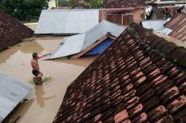 Tiga Jam Diguyur Hujan Deras, Dompu Diterjang Banjir Bandang