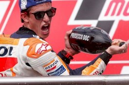 Marquez Tak Anggap Rossi Saingan Terberat Arungi MotoGP 2019