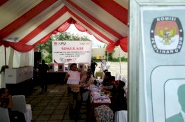 Sabtu, KPU Makassar Mulai Distribusi Surat Suara