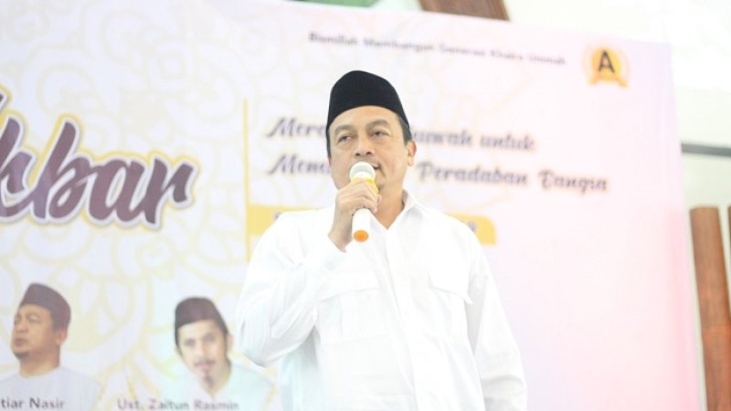 Ustaz Bachtiar Nasir jadi pemateri tablik akbar di Unissula, Semarang, Sabtu (16/4/2019). (FOTO: ISTIMEWA)