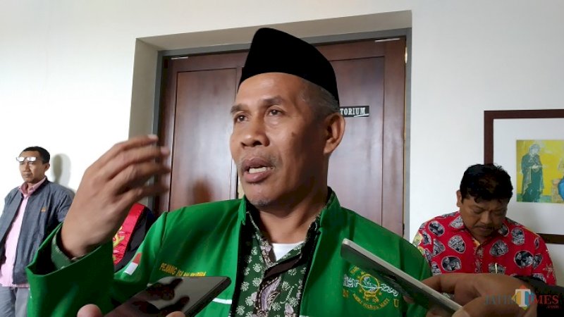 Ketua PW Nahdlatul Ulama Jawa Timur, KH Marzuki Mustamar