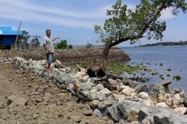 Kisruh Reklamasi di Pantai Kupa Barru
