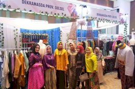 Dekranasda Sulsel Pamer Kerajinan Sutera di Femme 2019